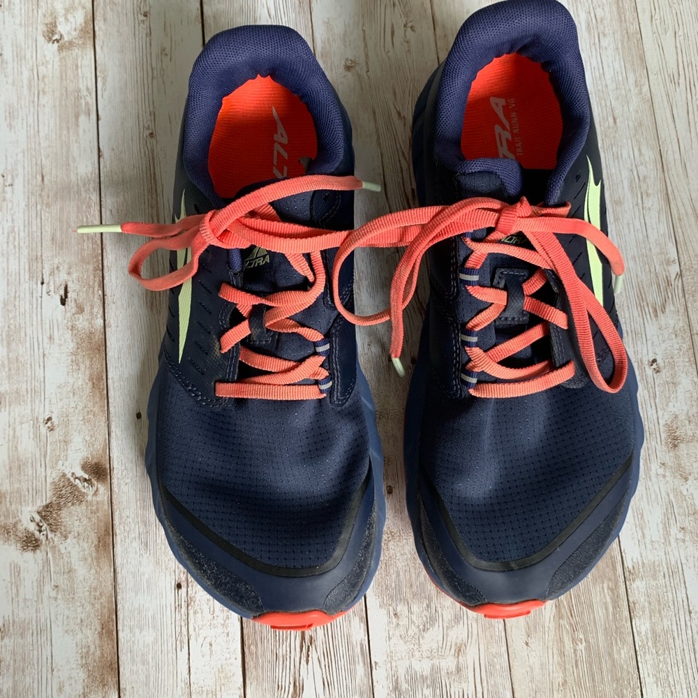 Altra Superior 5 Womens 8.5 Trail Shoes